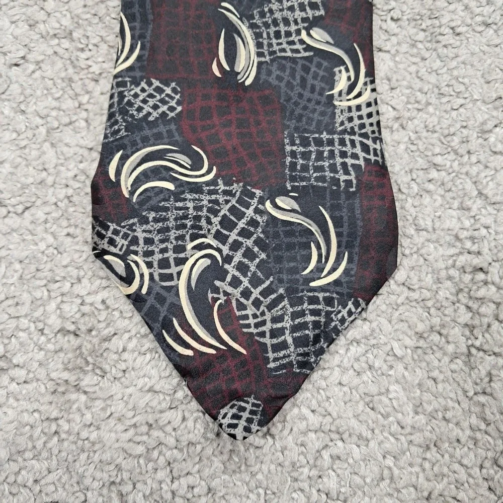 JRR Factory Direct Apparel Mens Silk Tie Burgundy‎ Grey Abstract Geometric USA